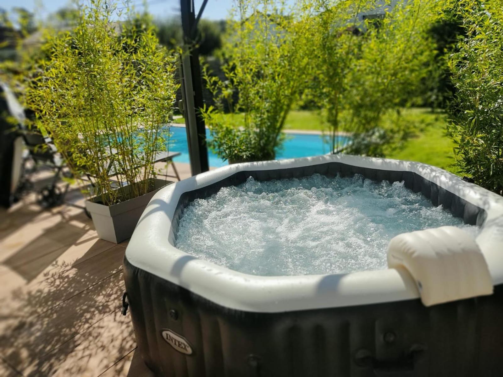 Le Doubs Repere Villa Montferrand-le-Chateau Ngoại thất bức ảnh